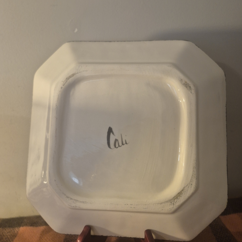 3D Lettuce  & Lady Bugs Black & White Square Chip & Dip Art Pottery Signed Cali - Picture 3 of 4